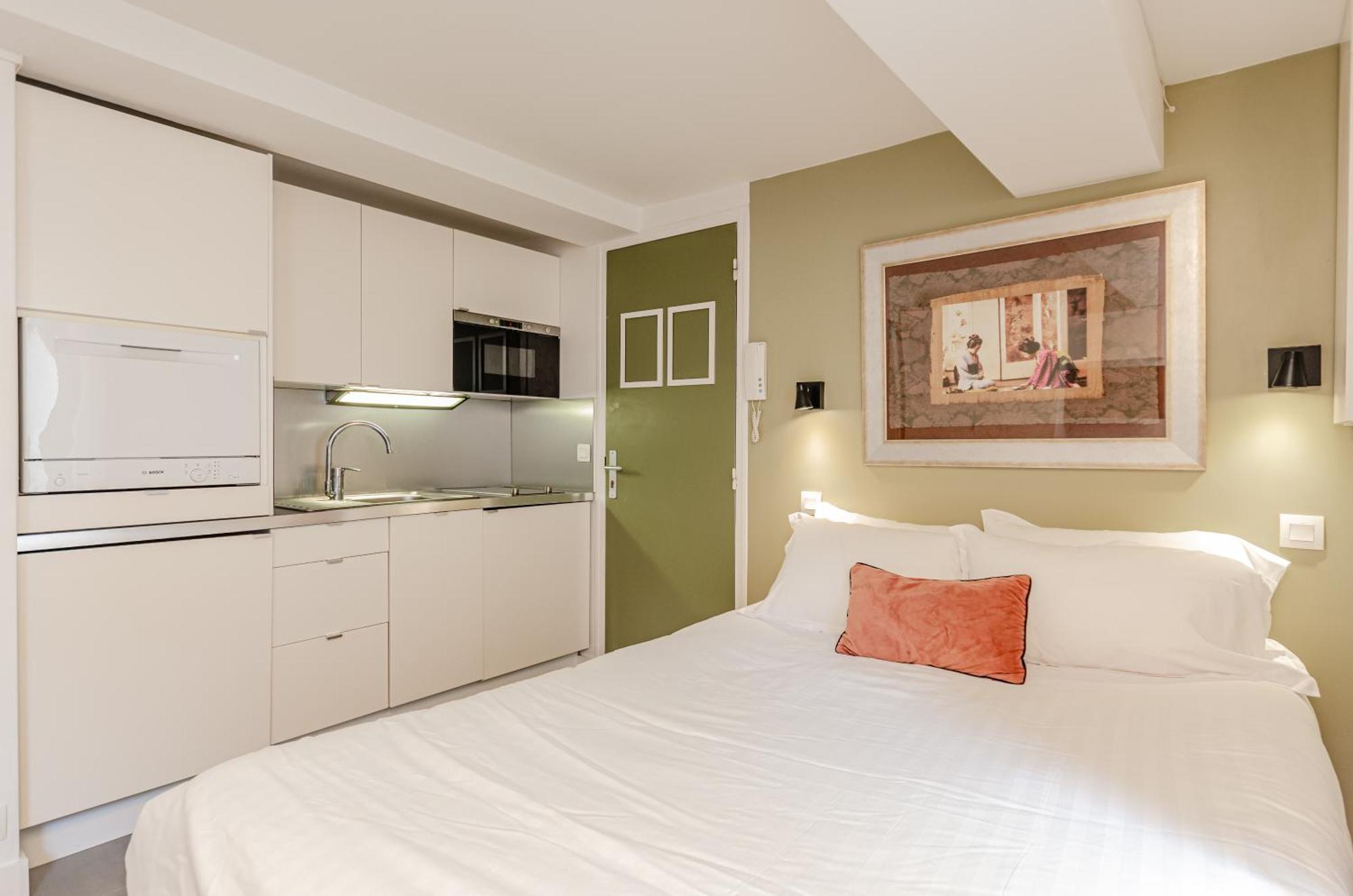 Parisian Home L Bellan Екстер'єр фото